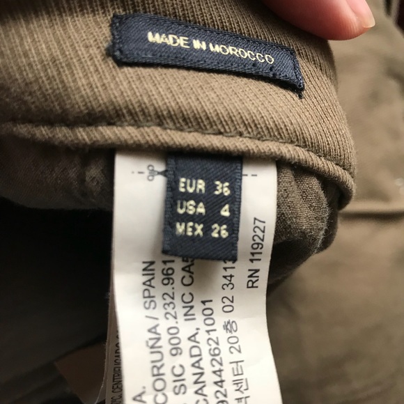 Massimo Dutti Dark Olive Canvas Cropped Pants - Picture 4 of 4